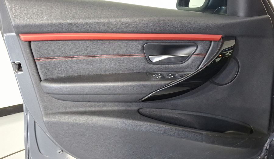 Bmw Serie 3 1.5 318IA SPORT LINE AUTO Sedan 2018