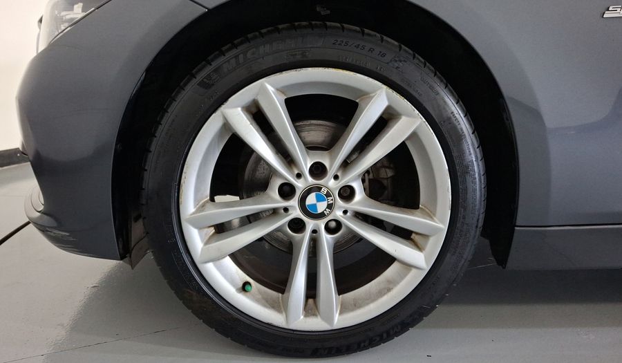 Bmw Serie 3 1.5 318IA SPORT LINE AUTO Sedan 2018