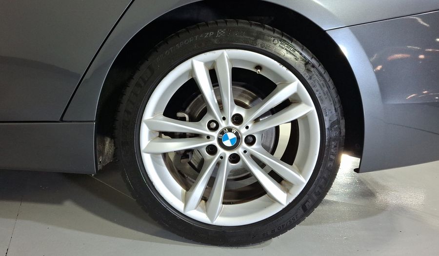 Bmw Serie 3 1.5 318IA SPORT LINE AUTO Sedan 2018