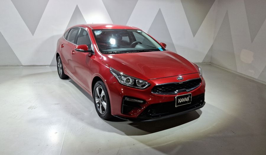 Kia Forte 2.0 EX IVT Hatchback 2021