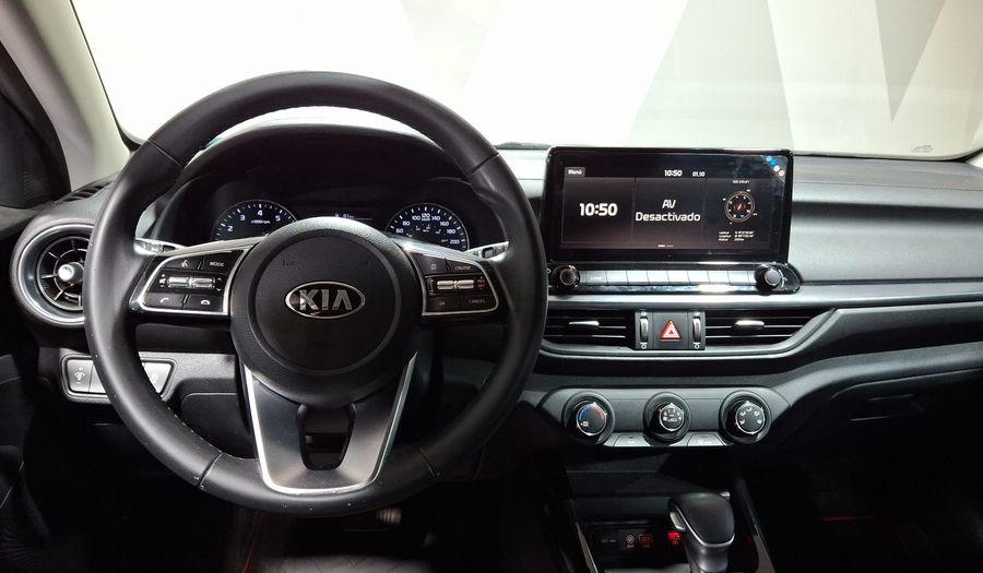 Kia Forte 2.0 EX IVT Hatchback 2021