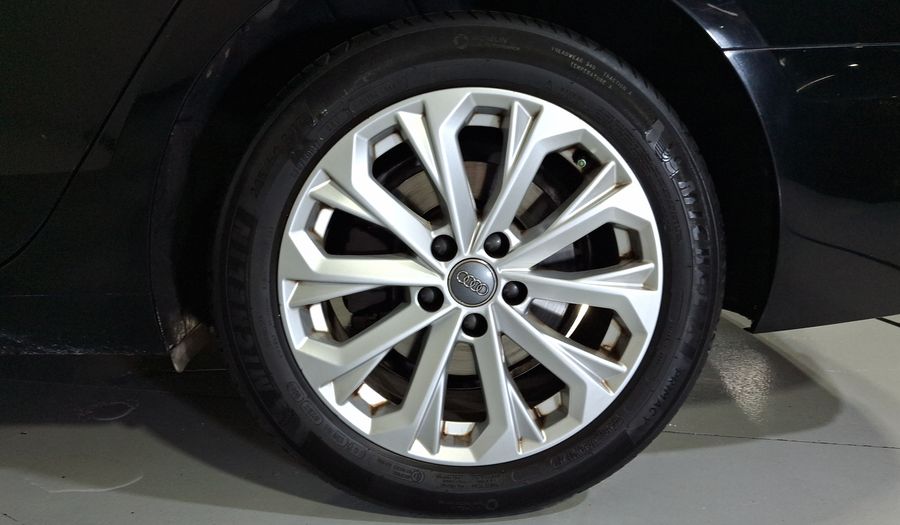 Audi A4 2.0 MHEV 40 TFSI DYNAMIC DCT Sedan 2021