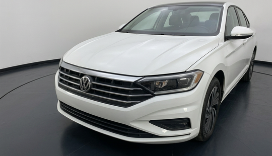 Volkswagen • Jetta