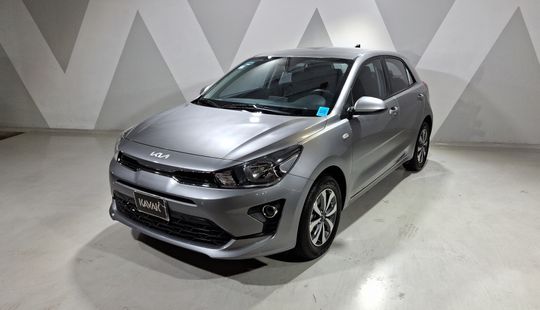 Kia • Rio