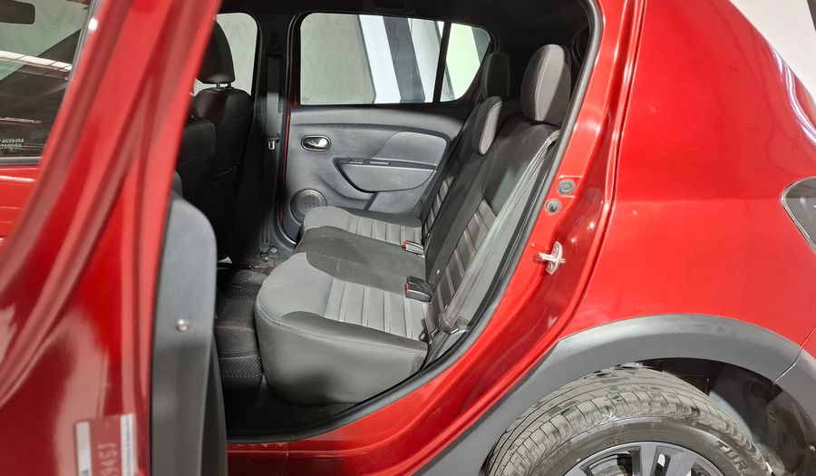 Renault Sandero Stepway 1.6 INTENS Hatchback 2023