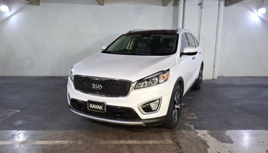 Kia • Sorento