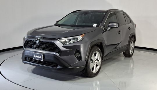 Toyota • RAV4