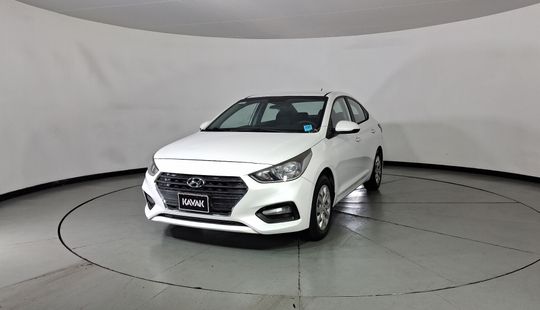 Hyundai • Accent