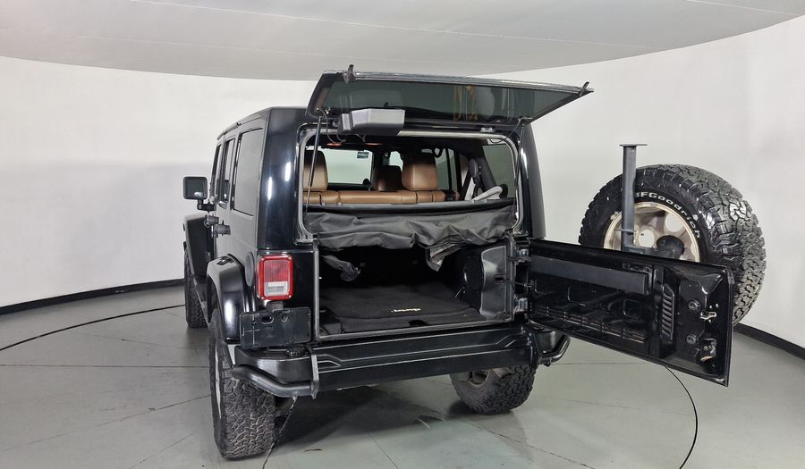 Jeep Wrangler 3.6 UNLIMITED SAHARA 4WD AUTO Suv 2013