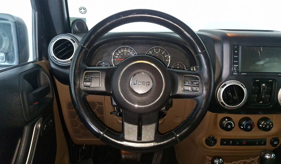 Jeep Wrangler 3.6 UNLIMITED SAHARA 4WD AUTO Suv 2013