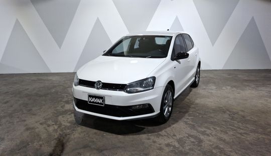 Volkswagen • Polo