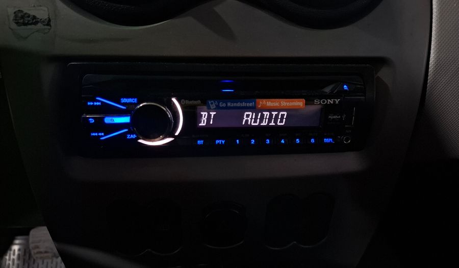 Renault Sandero 1.6 16V Hatchback 2010