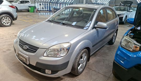 Kia • RIO 5