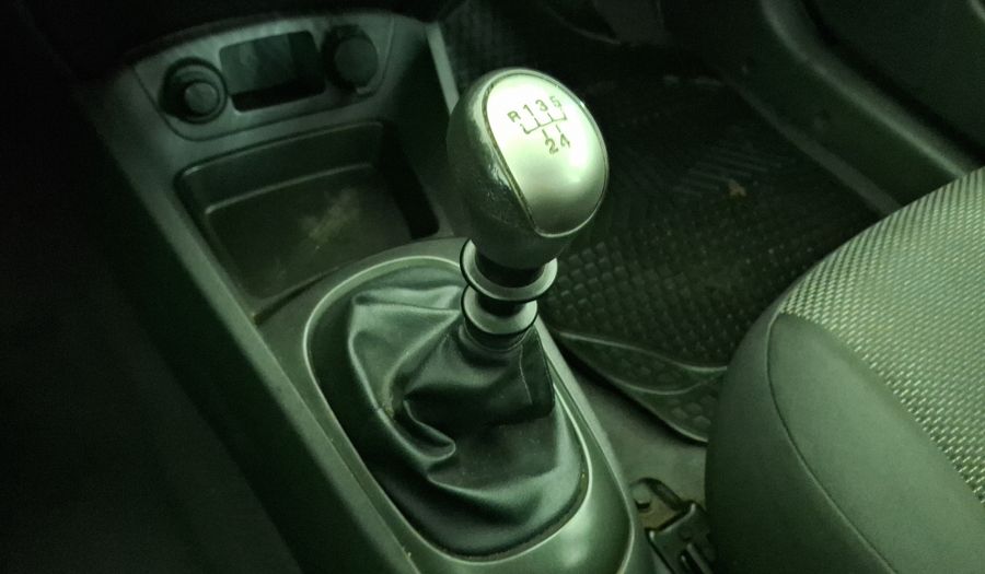Kia Rio 5 1.4 EX PS AC DAB ALL 5HB Hatchback 2010