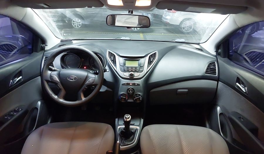 Hyundai Hb20s 1.6 S COMFORT PLUS Sedan 2015