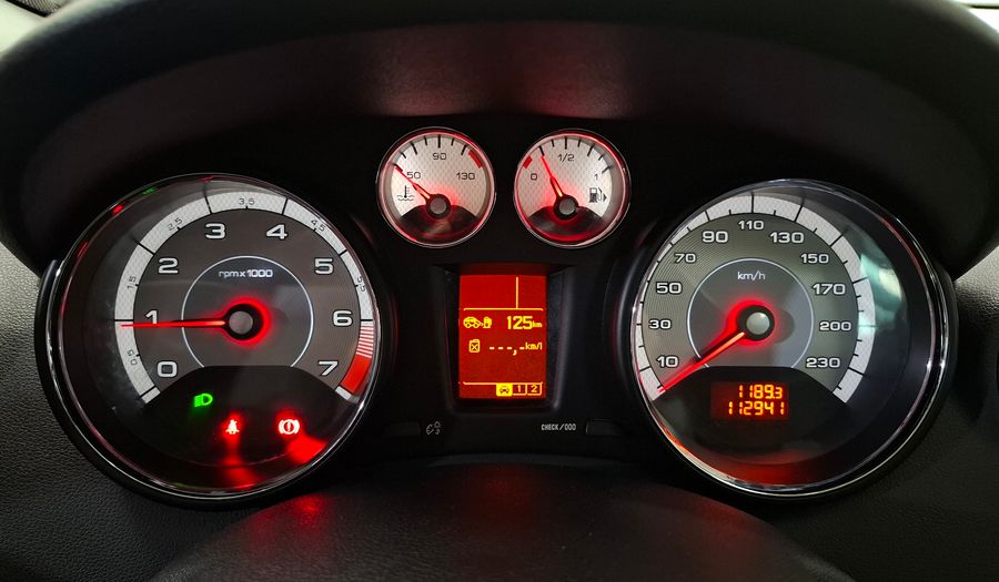 Peugeot 308 1.6 ALLURE Hatchback 2015