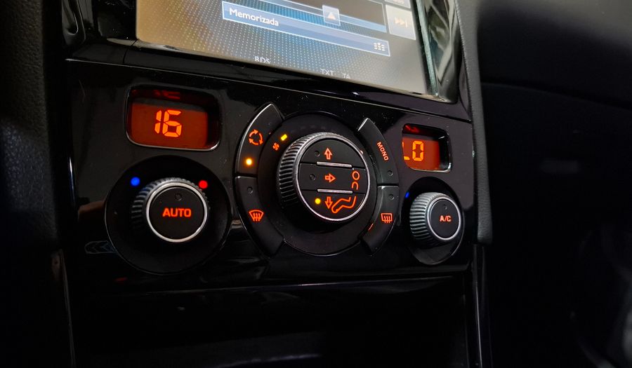 Peugeot 308 1.6 ALLURE Hatchback 2015