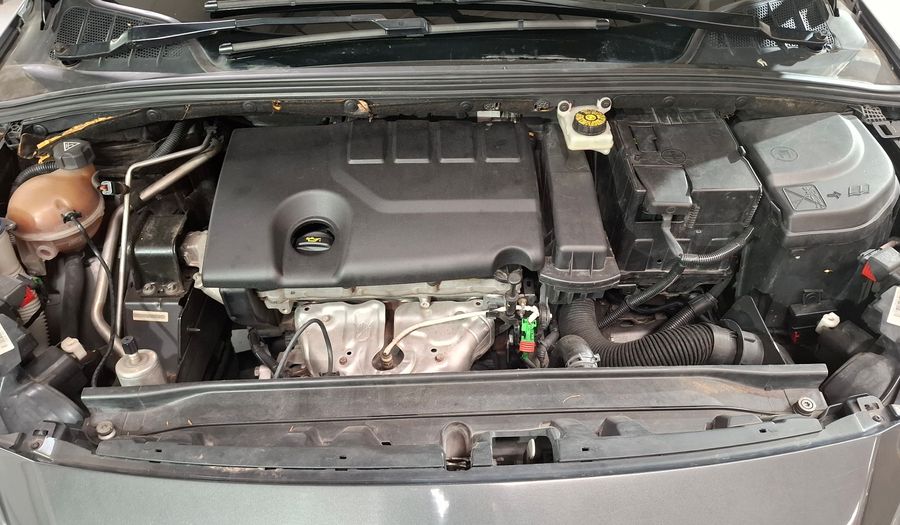 Peugeot 308 1.6 ALLURE Hatchback 2015