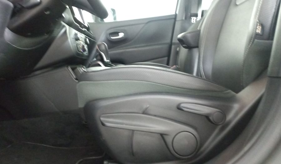 Jeep Renegade 1.3 LATITUDE AUTO Suv 2025