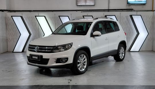 Volkswagen • Tiguan