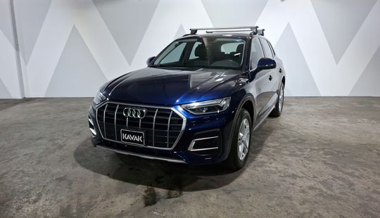 Audi • Q5