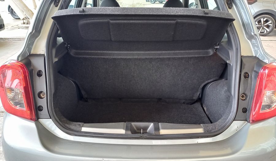 Nissan March 1.6 SENSE Hatchback 2017