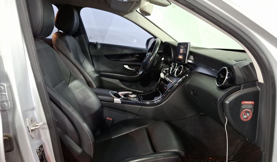 Mercedes Benz Clase C 1.6 180 CGI AT Sedan 2016