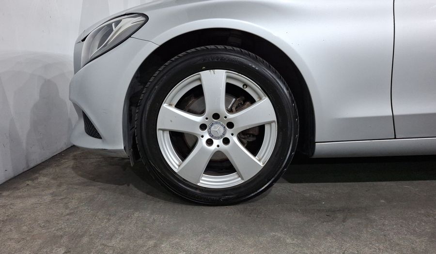 Mercedes Benz Clase C 1.6 180 CGI AT Sedan 2016