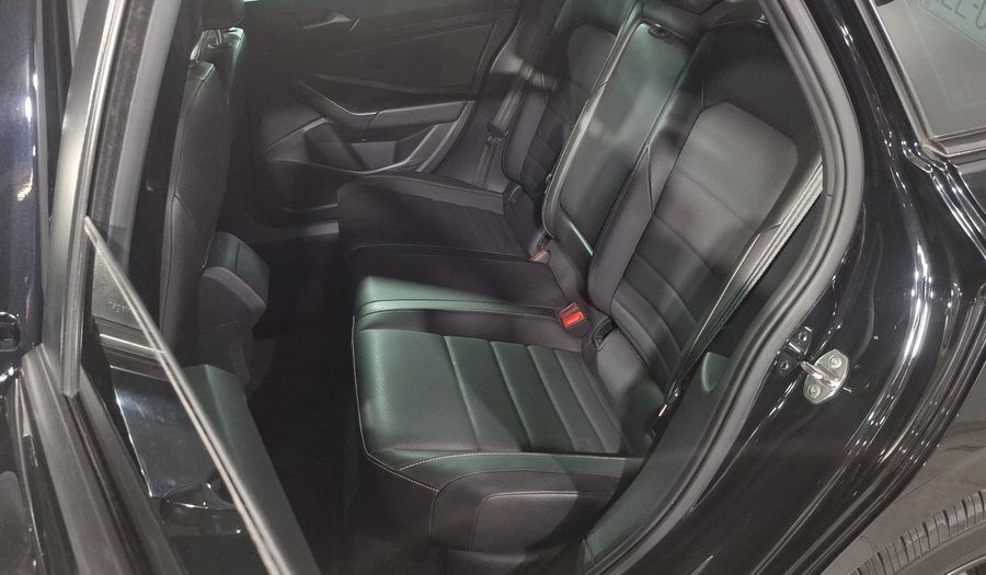 Volkswagen Jetta 1.4 SPORTLINE AUTO Sedan 2022