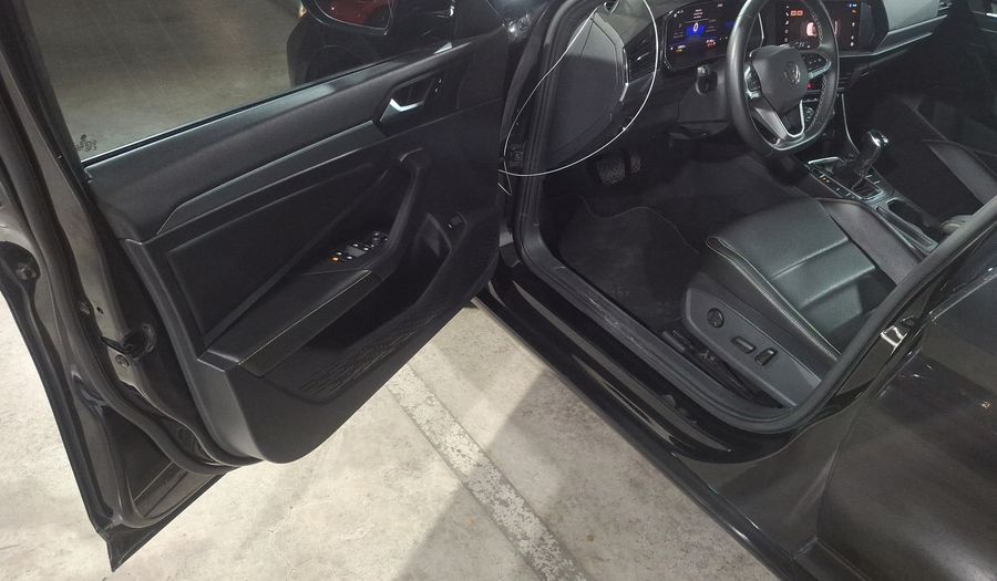 Volkswagen Jetta 1.4 SPORTLINE AUTO Sedan 2022