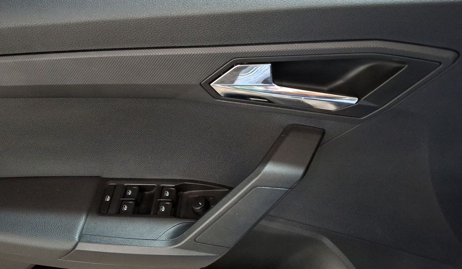 Seat Ibiza 1.6 STYLE MT CONNECT Hatchback 2018
