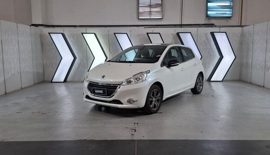 Peugeot • 208