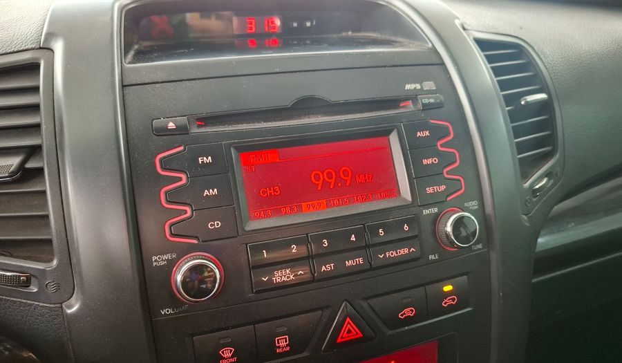 Kia Sorento 2.4 EX PREMIUM AT Suv 2011