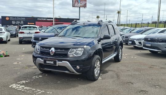 Renault • Duster