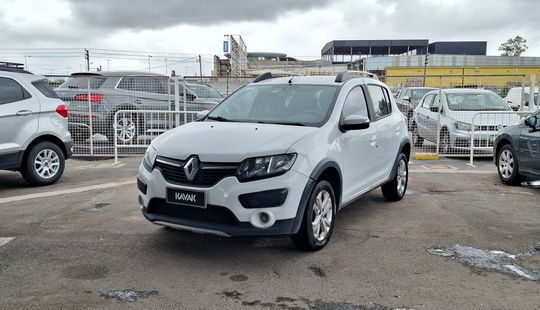 Renault • Sandero Stepway