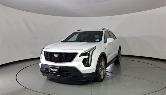 Cadillac • XT4