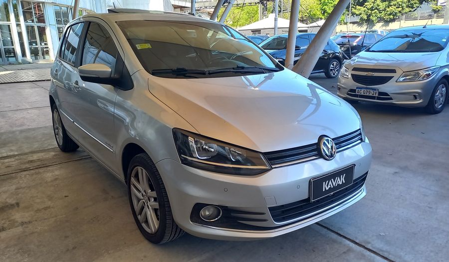 Volkswagen Fox 1.6 HIGHLINE I MOTION Hatchback 2015