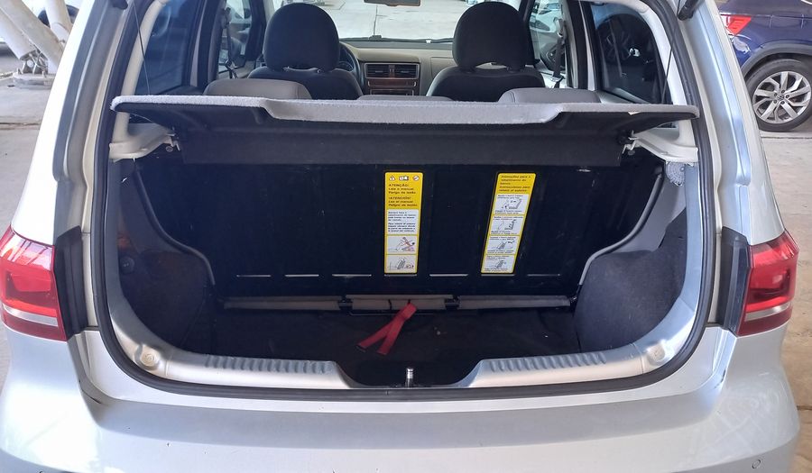 Volkswagen Fox 1.6 HIGHLINE I MOTION Hatchback 2015