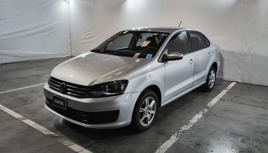 Volkswagen • Vento