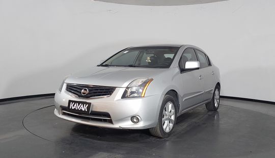 Nissan • Sentra