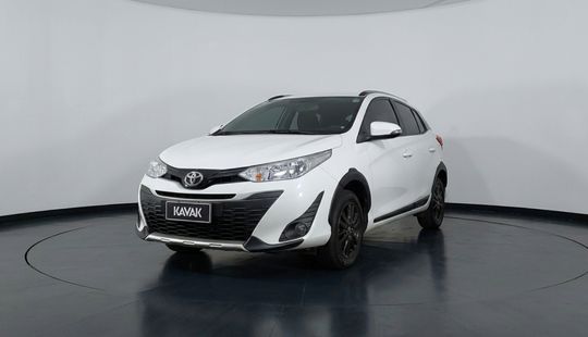 Toyota • Yaris