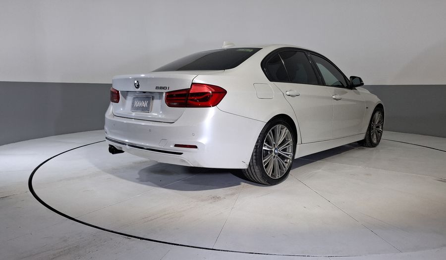 Bmw Serie 3 2.0 330IA SPORT LINE AUTO Sedan 2018
