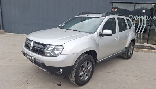 Renault • Duster