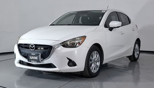 Mazda • Mazda 2