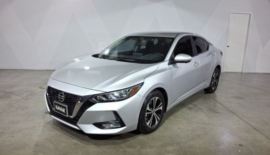 Nissan • Sentra