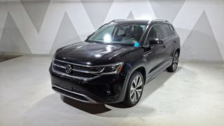 Volkswagen • Taos