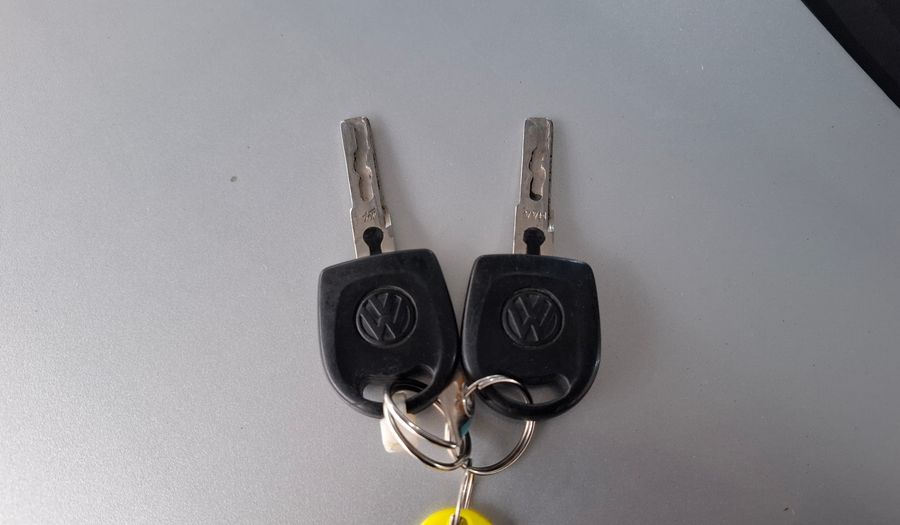 Volkswagen Gol Trend 1.6 PACK I Hatchback 2014
