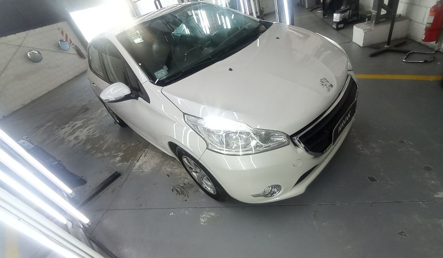 Peugeot 208 1.5 ALLURE TOUCHSCREEN Hatchback 2014