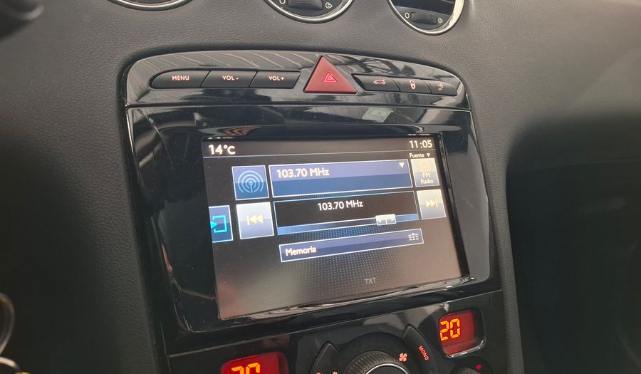 Peugeot 308 1.6 THP FELINE TIPTRONIC Hatchback 2017
