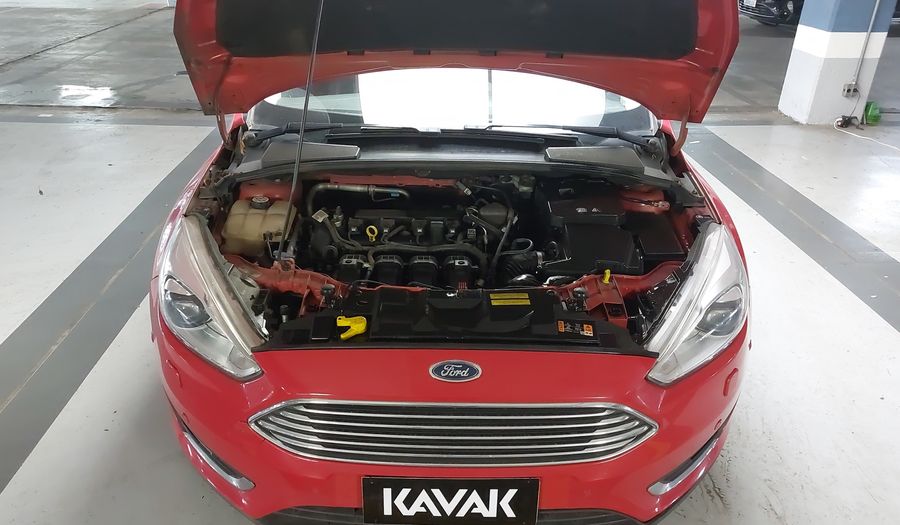 Ford Focus 2.0 TITANIUM PLUS AT Hatchback 2016